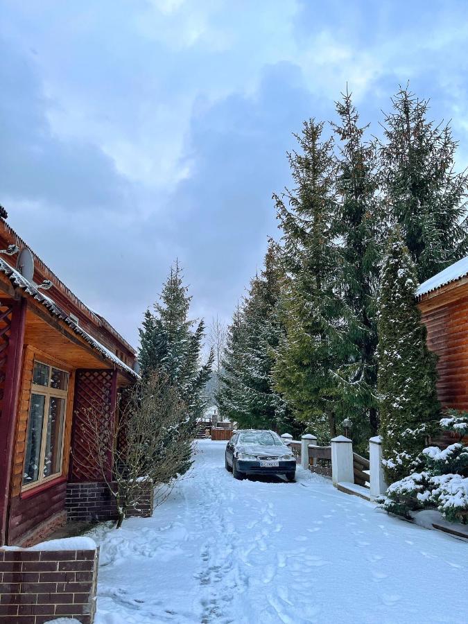 Aspen Hotell Slavske Exteriör bild