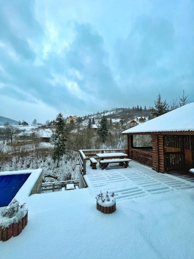 Aspen Hotell Slavske Exteriör bild