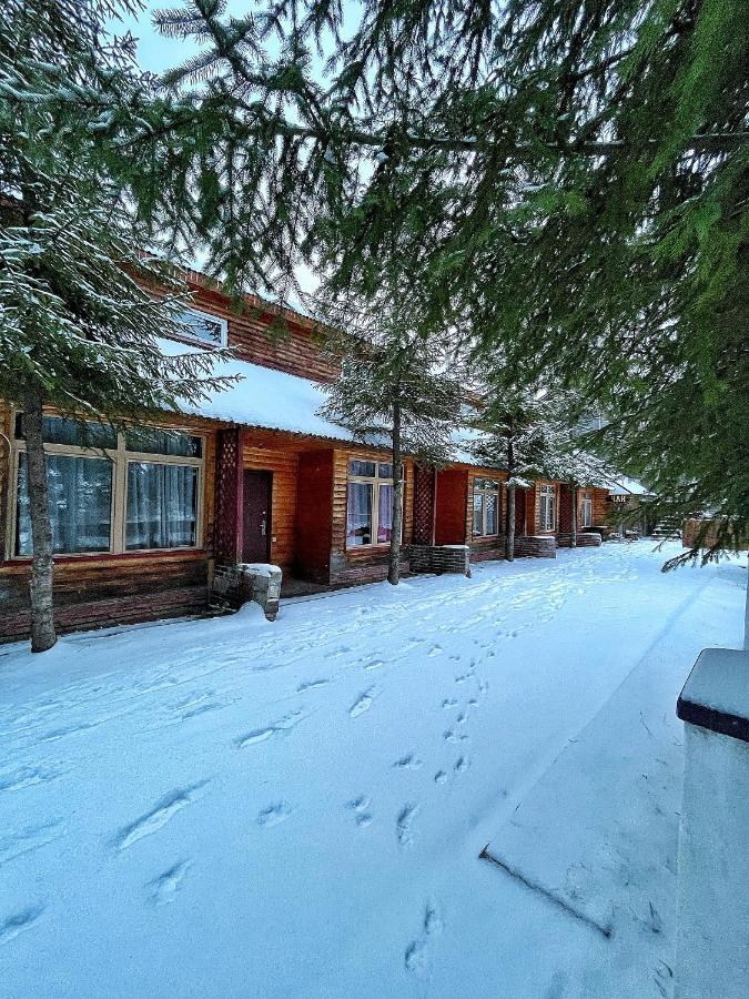 Aspen Hotell Slavske Exteriör bild