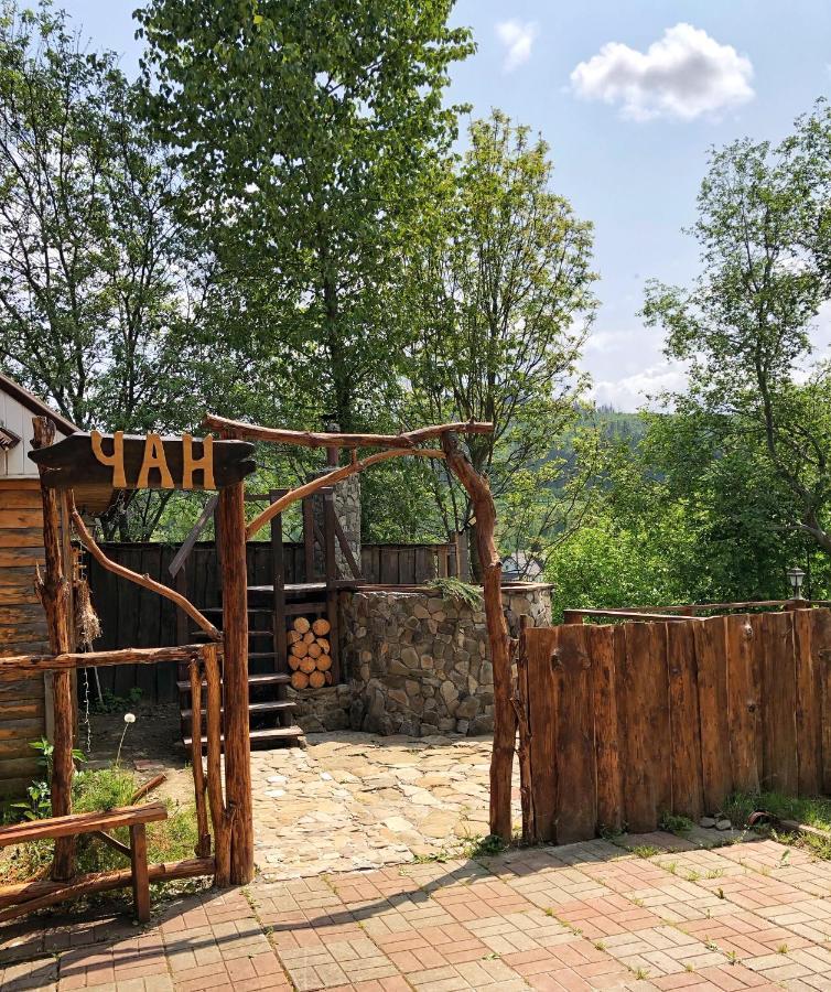Aspen Hotell Slavske Exteriör bild
