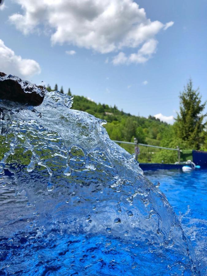 Aspen Hotell Slavske Exteriör bild