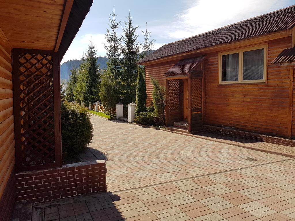 Aspen Hotell Slavske Exteriör bild